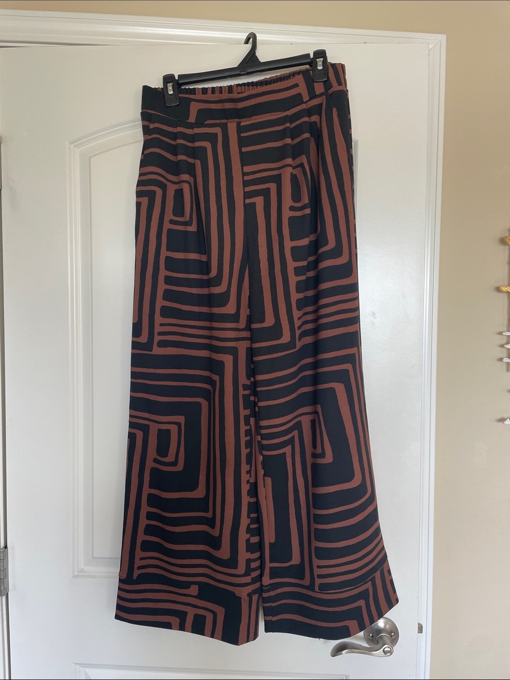 MELLODAY Black & Brown Geometric Maxi Skirt